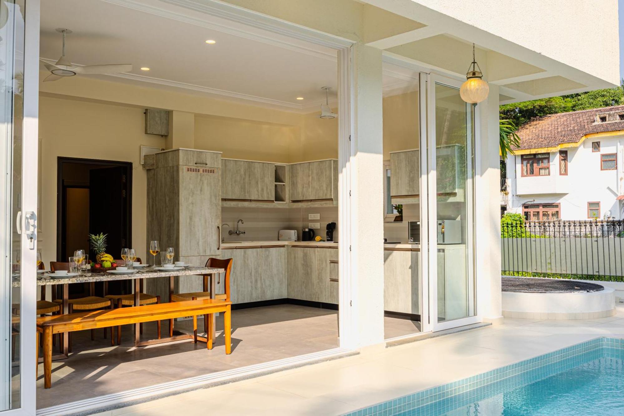 Elivaas 4 Bhk Villa Near Beach With Private Pool & Bar - Casa Boa Vida Кандолім Екстер'єр фото