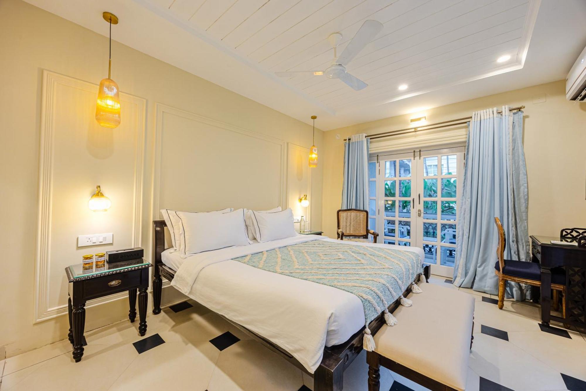 Elivaas 4 Bhk Villa Near Beach With Private Pool & Bar - Casa Boa Vida Кандолім Екстер'єр фото
