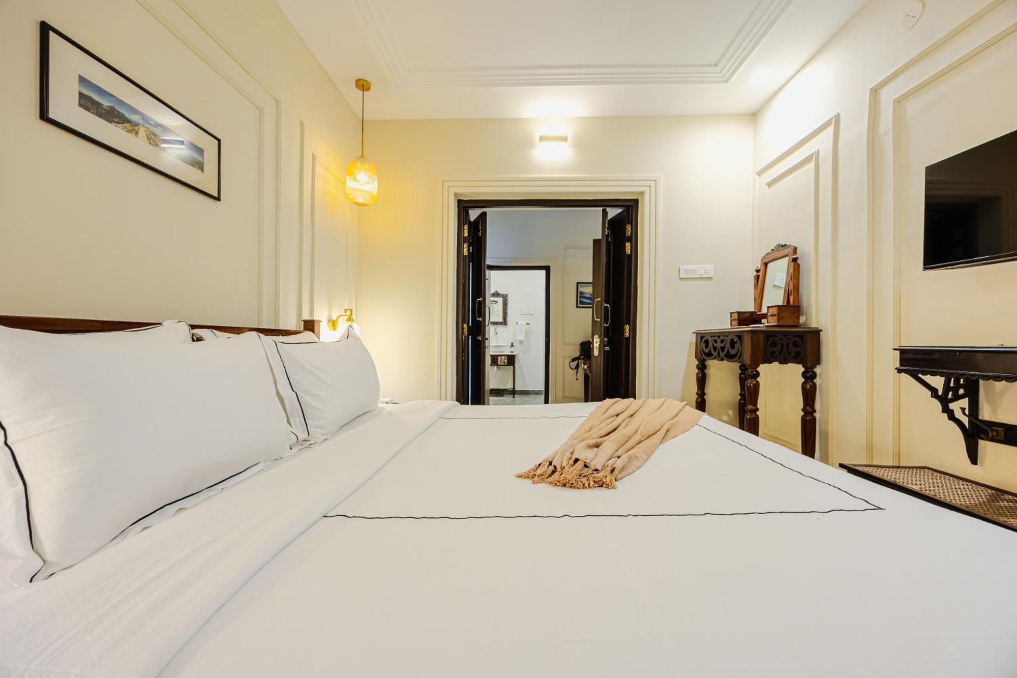 Elivaas 4 Bhk Villa Near Beach With Private Pool & Bar - Casa Boa Vida Кандолім Екстер'єр фото