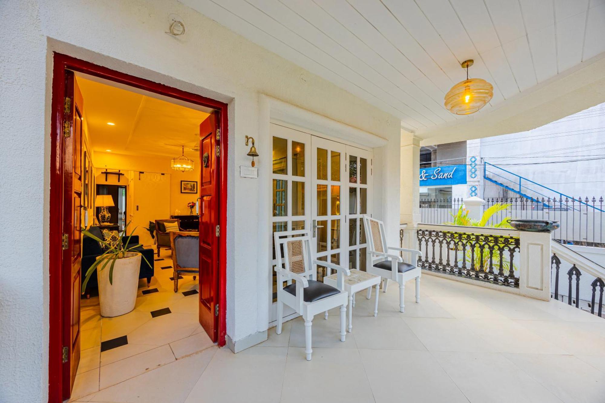 Elivaas 4 Bhk Villa Near Beach With Private Pool & Bar - Casa Boa Vida Кандолім Екстер'єр фото