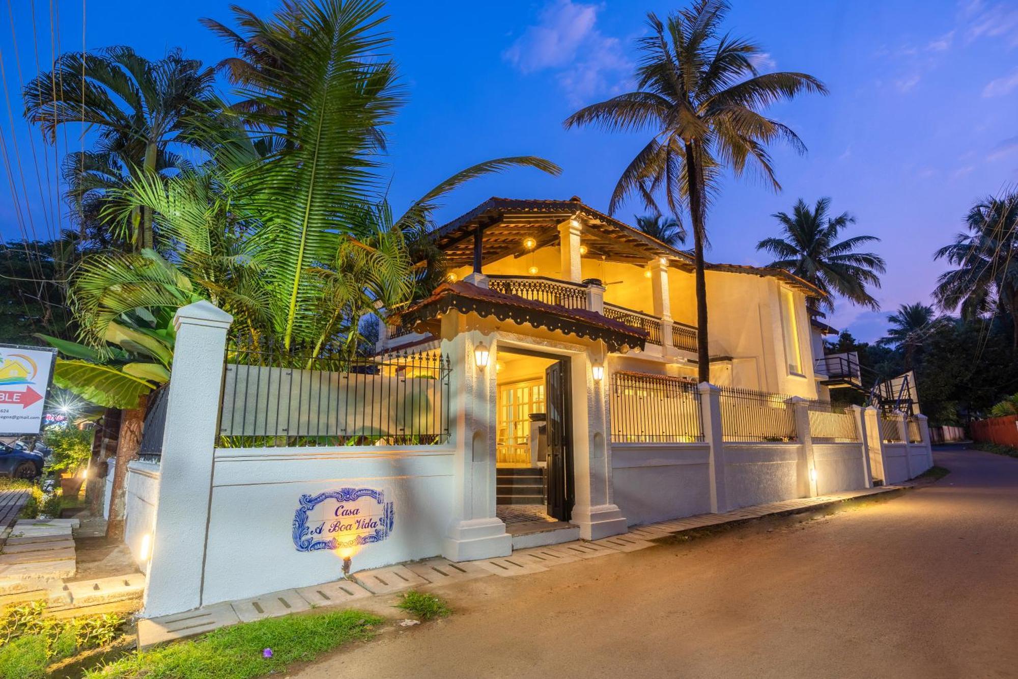 Elivaas 4 Bhk Villa Near Beach With Private Pool & Bar - Casa Boa Vida Кандолім Екстер'єр фото